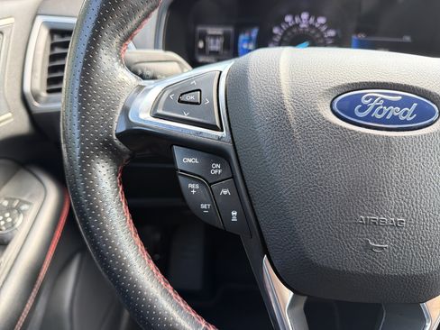 Used 2022 Ford Edge ST-Line AWD/4WD image 18