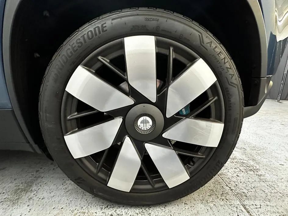Used 2023 Fisker Ocean One AWD/4WD image 40