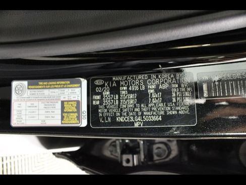 Used 2020 Kia Niro EX Premium w/ Cold Weather Package FWD image 31