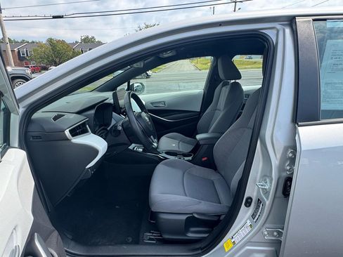 Used 2023 Toyota Corolla SE FWD image 15