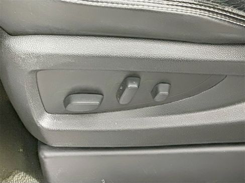 Used 2017 GMC Yukon XL Denali w/ Open Road Package image 23