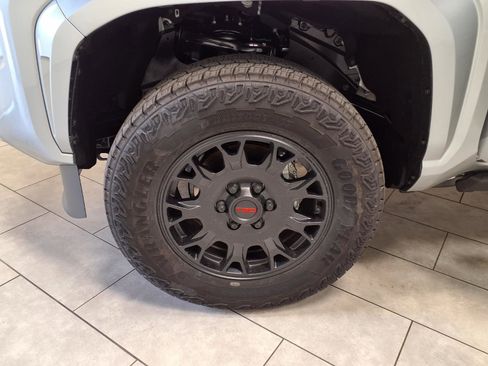 New 2026 Toyota Tacoma SR5 RWD image 29