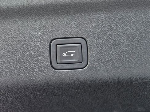 Used 2023 Cadillac Escalade Sport Platinum w/ LPO, Floor Liner Package image 34