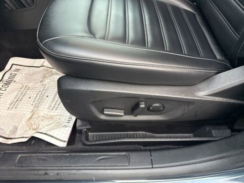 Used 2024 Ford Edge SEL w/ Convenience Package image 30