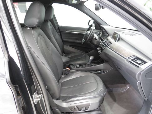Used 2016 BMW X1 xDrive28i AWD/4WD image 10