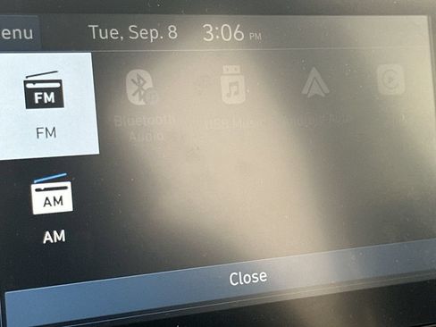 Used 2026 Hyundai Venue SEL FWD image 30