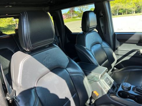 Used 2025 Ford Bronco Outer Banks AWD/4WD image 38
