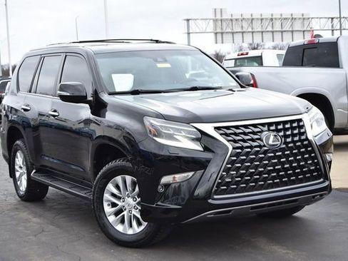 Used 2021 Lexus GX 460 Premium w/ Premium Package image 2