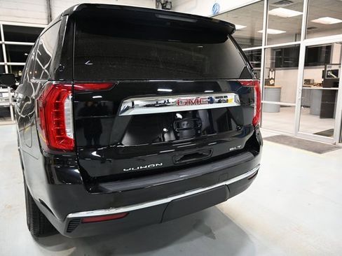 Used 2021 GMC Yukon SLT w/ SLT Luxury Plus Package image 6