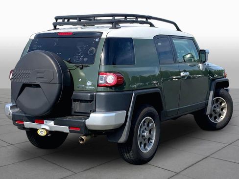 Used 2012 Toyota FJ Cruiser 4WD w/ Convenience Pkg image 12