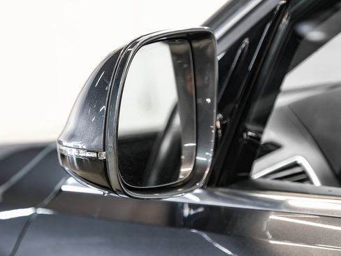 Used 2017 Audi Q5 2.0T Premium Plus w/ Technology Package image 52