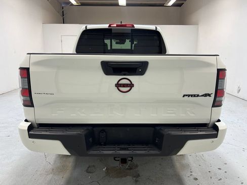 Used 2024 Nissan Frontier PRO-4X w/ Pro Convenience Package AWD/4WD image 10