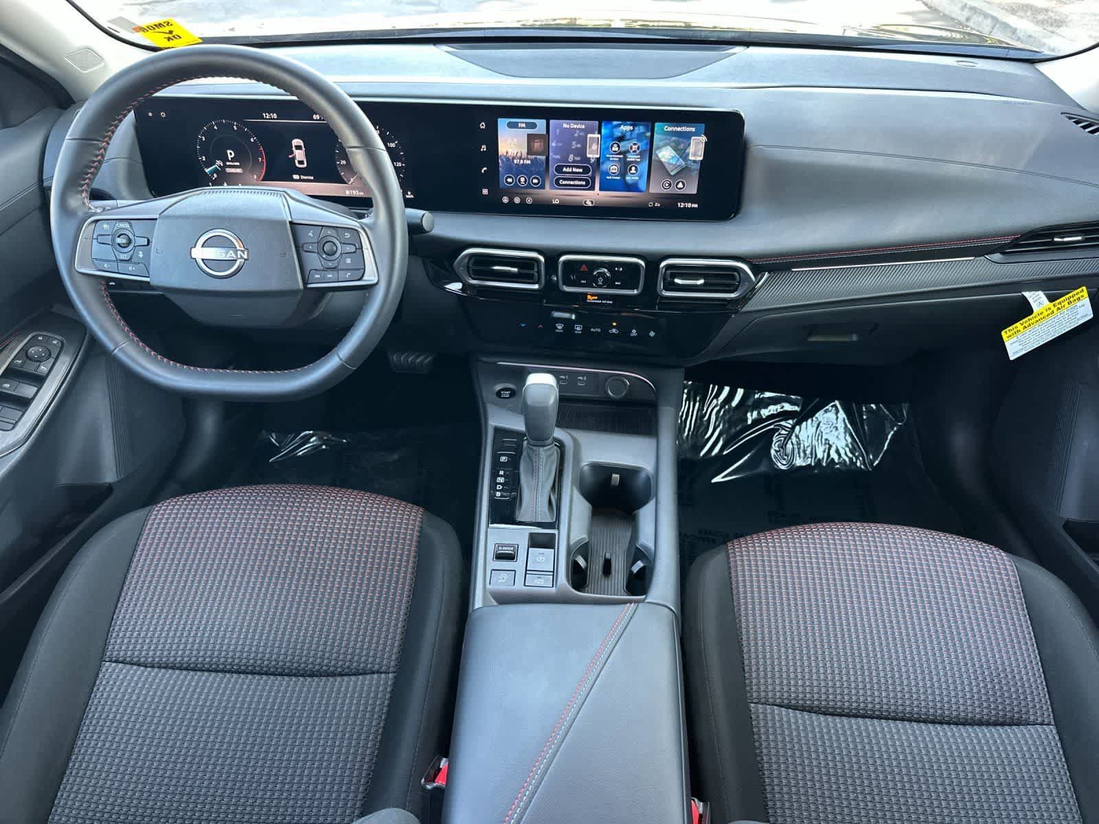 Used 2026 Nissan Sentra SR w/ Floor Mat Package FWD image 4