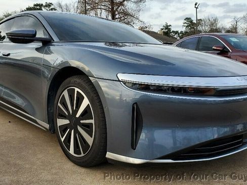 Used 2025 Lucid Air Pure image 8