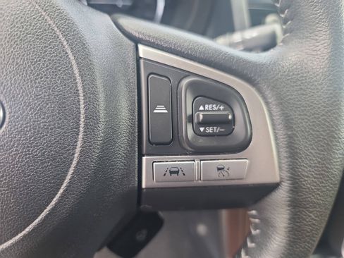 Used 2018 Subaru Forester 2.5i Touring AWD/4WD image 21