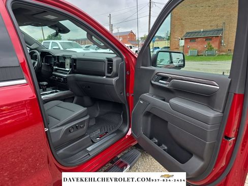 Used 2026 Chevrolet Silverado 1500 LTZ AWD/4WD image 40