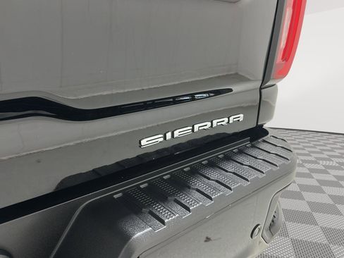 Used 2022 GMC Sierra 3500 Denali w/ Denali Ultimate Package AWD/4WD image 31