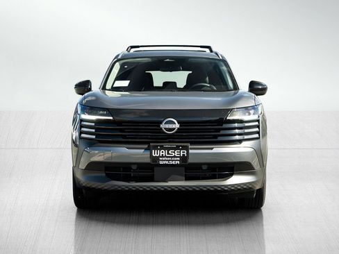 New 2026 Nissan Kicks SV w/ SV Premium Package image 2