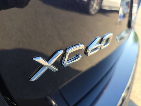 Used 2017 Volvo XC60 T5 Inscription AWD/4WD image 28