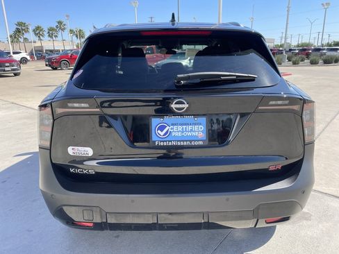 Certified 2025 Nissan Kicks SR image 4