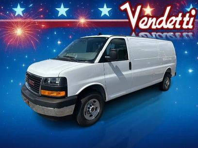 New 2025 GMC Savana 3500 Extended w/ Driver Convenience Package