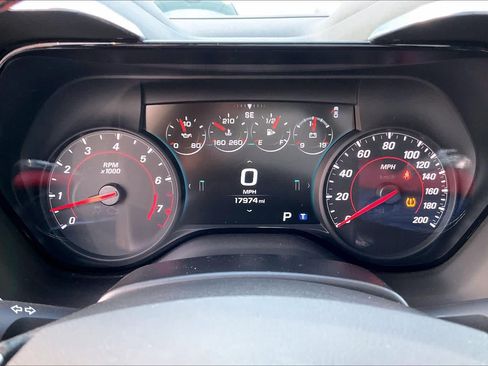 Used 2018 Chevrolet Camaro SS RWD image 25