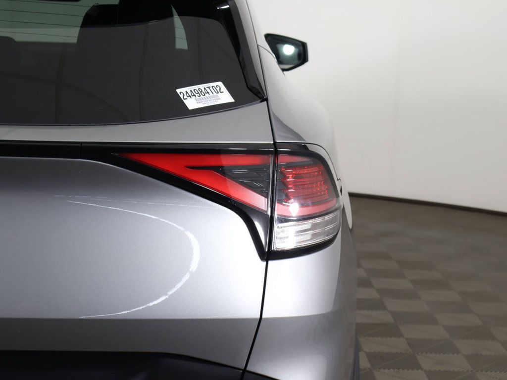Used 2024 Kia Sportage LX FWD image 14