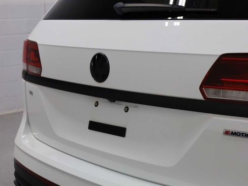 Used 2021 Volkswagen Atlas SEL Premium image 8