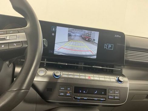 Used 2025 Hyundai Kona SEL FWD image 28