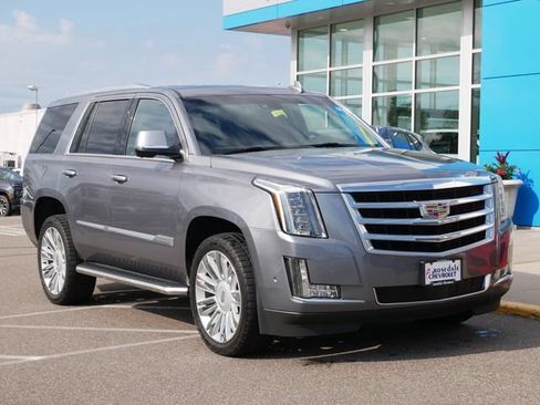 Used 2019 Cadillac Escalade Premium Luxury AWD/4WD image 23