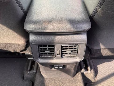Used 2025 Toyota RAV4 XLE w/ Weather Package AWD/4WD image 13