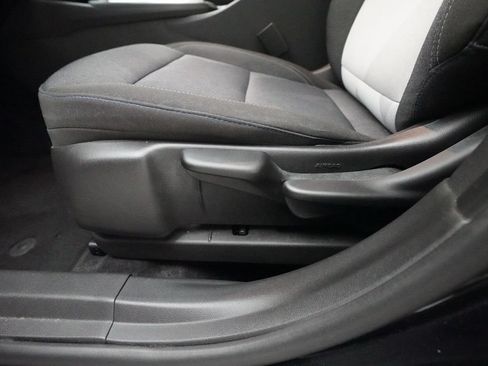 Used 2024 Chevrolet Trax LS FWD image 27
