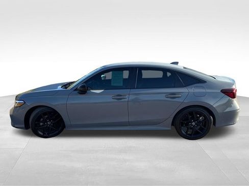 Used 2025 Honda Civic Sport image 4