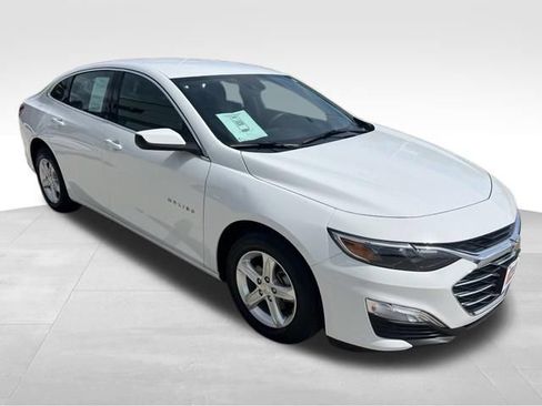 Used 2024 Chevrolet Malibu LS w/ Driver Confidence Package FWD image 7
