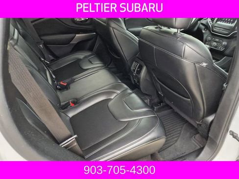 Used 2019 Jeep Cherokee Latitude Plus image 15