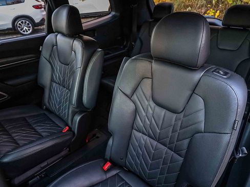 Used 2023 Kia Telluride EX X-Line image 23