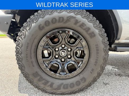 Used 2024 Ford Bronco Wildtrak AWD/4WD image 25
