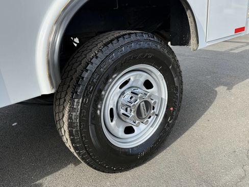 Used 2017 Ford F350 XL image 15