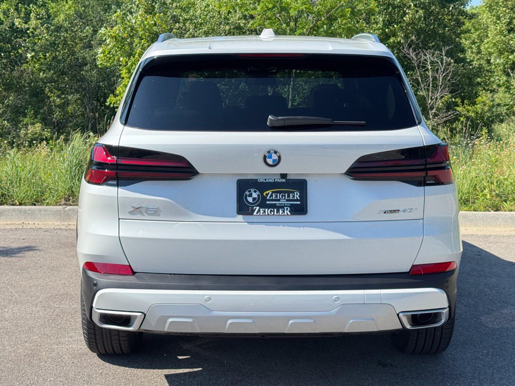 Used 2026 BMW X5 xDrive40i w/ Premium Package AWD/4WD image 5