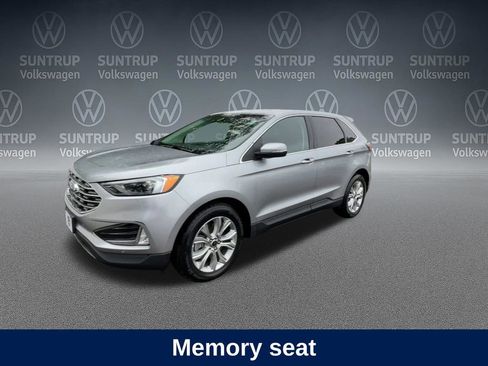 Used 2024 Ford Edge Titanium image 9