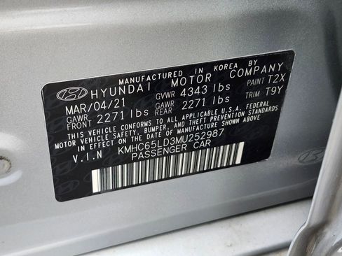Used 2021 Hyundai Ioniq SE image 34