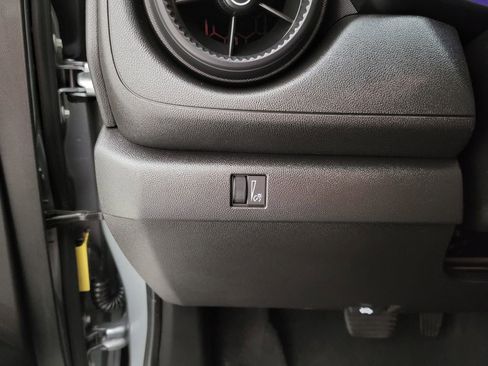 Used 2024 Chevrolet Colorado W/T image 27