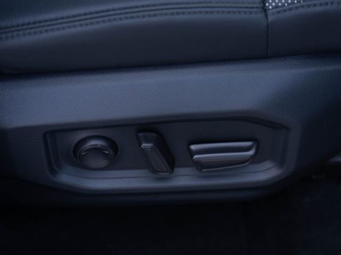 Used 2025 Toyota Tundra Limited image 17