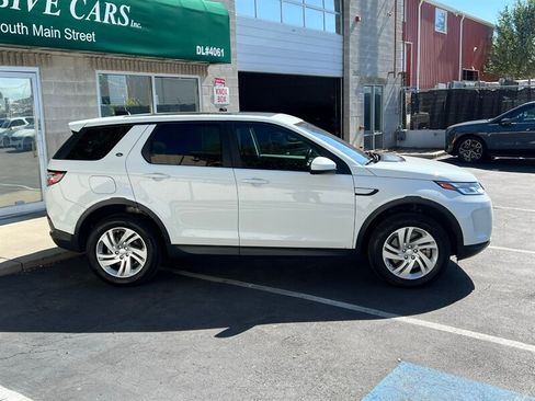 Used 2020 Land Rover Discovery Sport image 8
