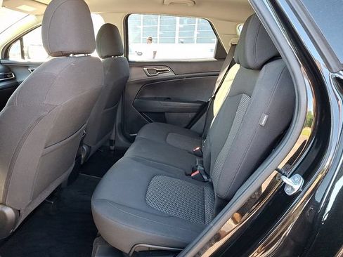 Used 2024 Kia Sportage LX FWD image 10