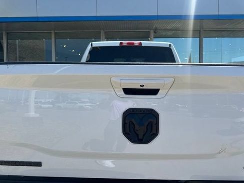 Used 2024 RAM 2500 Big Horn w/ Night Edition AWD/4WD image 9
