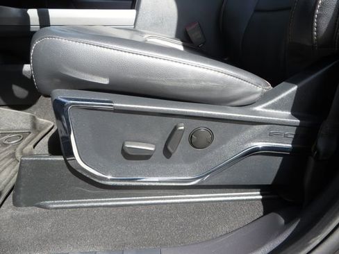 Used 2024 Ford F250 Lariat image 29