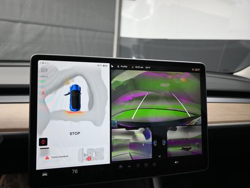 Used 2023 Tesla Model 3 Standard Range image 11