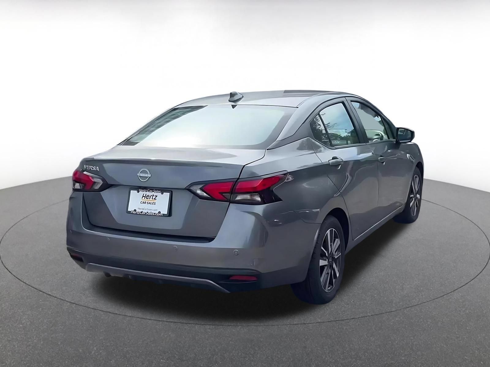 Used 2025 Nissan Versa SV FWD image 13