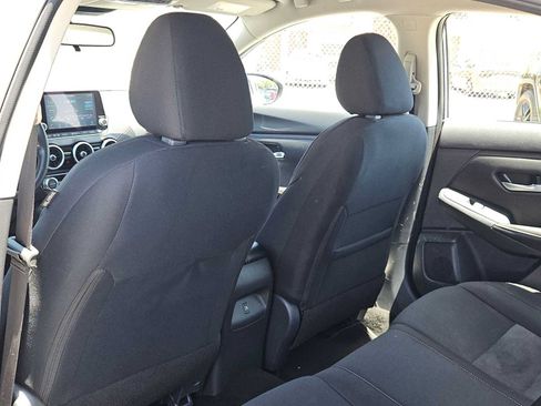 Used 2025 Nissan Sentra SR FWD image 16
